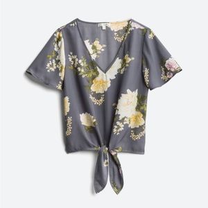 Great quality loose, fit blouse.